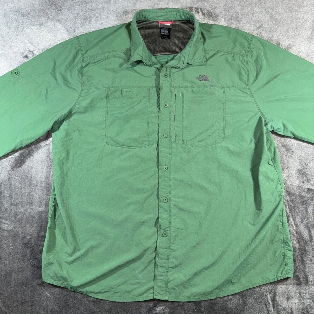 The North Face Mens Green Long Sleeve Nylon Hiking Fishing Button Up Shirt XL